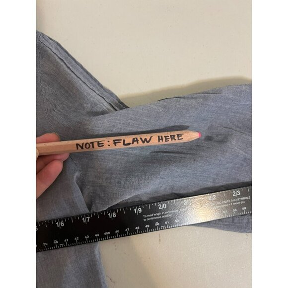 Talbot's Sz 6 Lightweight Chambray Blouse 3/4 Sleeves Ruffle Detail Button Front - Picture 7 of 7